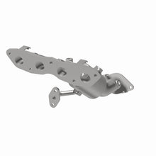 Load image into Gallery viewer, MagnaFlow OEM Grade 12-17 Toyota Prius C Federal / EPA Compliant Manifold Catalytic Converter
