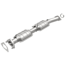 Load image into Gallery viewer, MagnaFlow Conv DF 98-00 Ford Ranger 4.0L/3.0L Rear / 98-00 Mazda B300 3.0L / B4000 4.0L Rear
