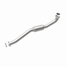 Load image into Gallery viewer, Magnaflow Conv DF 2009-2012 Highlander 2.7 L Underbody
