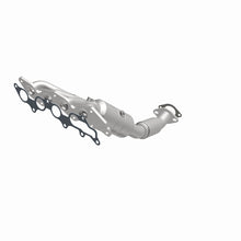 Load image into Gallery viewer, Magnaflow 08-10 Ford Focus 2.0L Direct Fit Converter

