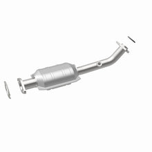 Load image into Gallery viewer, MagnaFlow Conv DF 01-04 Pathfinder Driver Side Rear
