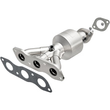Load image into Gallery viewer, MagnaFlow Conv DF 07-09 Mitsu Outlander 3.0L
