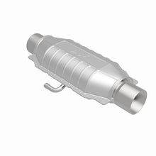 Load image into Gallery viewer, MagnaFlow Conv Univ 2.5in ID Inlet/Outlet Center/Center Oval Rear
