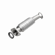 Load image into Gallery viewer, Magnaflow Conv DF 04-06 Toyota Sienna 3.3L AWD Rear
