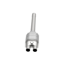 Load image into Gallery viewer, MagnaFlow Conv DF 93-97 Chrysler 3.5L Rear Co
