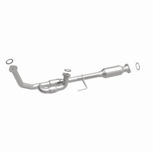 Load image into Gallery viewer, MagnaFlow Conv Direct Fit California Grade CARB Compliant 95-97 Toyota Avalon
