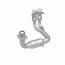 Load image into Gallery viewer, MagnaFlow Conv DF OEM Grade 00-05 Toyota MR2 Spyder 1.8L Rear
