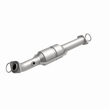 Load image into Gallery viewer, MagnaFlow Conv DF 05-09 Toyota Tacoma 4.0L P/S Rear
