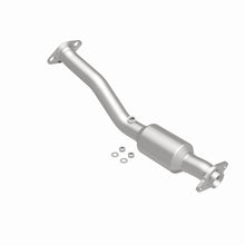 Load image into Gallery viewer, Magnaflow 13-15 Sentra 1.8 Underbody Direct Fit Converter
