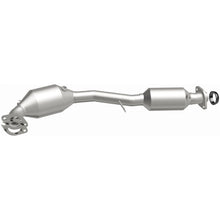 Load image into Gallery viewer, Magnaflow 2005 Saab 9-2X 2.5L Direct Fit Converter
