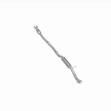 Load image into Gallery viewer, Magnaflow 16-17 Hyundai Tucson L4 2.0 OEM Underbody Direct Fit Catalytic Converter
