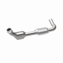 Load image into Gallery viewer, MagnaFlow Conv DF 00-04 Ford E150 4.6L Driver Side
