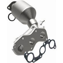 Load image into Gallery viewer, Magnaflow 12-15 Venza 3.5 Manifold Direct Fit Converter
