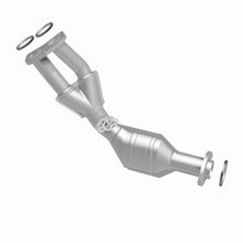 Load image into Gallery viewer, MagnaFlow Conv DF 01-04 Toyota Tacoma 2.7L
