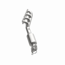 Load image into Gallery viewer, Magnaflow 11-13 QX56 V8 5.6 OEM Manifold Direct Fit Converter
