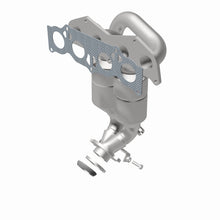 Load image into Gallery viewer, MagnaFlow Conv DF 01-03 Toyota Rav4 2.0L L4

