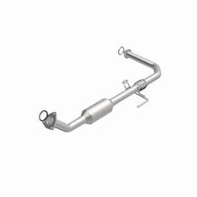 Load image into Gallery viewer, MagnaFlow Conv Direct Fit OEM 2003-2004 Toyota Tundra Underbody - 47.125in Length

