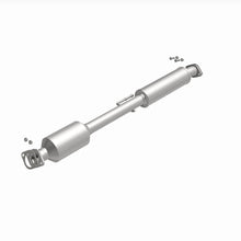 Load image into Gallery viewer, Magnaflow 14 Hyundai Sonata 2.4L Direct Fit Cat Converter
