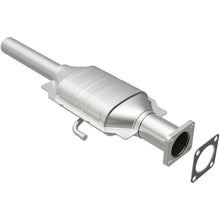 Load image into Gallery viewer, MagnaFlow Conv Direct Fit Dodge-Eagle 98-95
