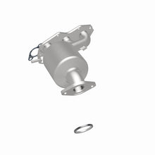Load image into Gallery viewer, Magnaflow 12-15 Venza 3.5 Manifold Direct Fit Converter
