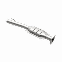 Load image into Gallery viewer, Magnaflow Conv DF 2005 Ford Escape 3.0L
