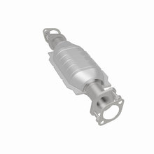 Load image into Gallery viewer, MagnaFlow Conv DF 05-10 Kia Sportage 2.7L
