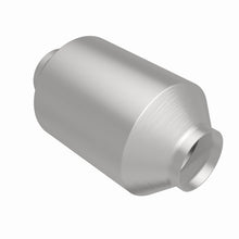 Load image into Gallery viewer, Magnaflow California Grade CARB Universal Catalytic Converter - 2.5in In / 2.5in Out / 9in Long
