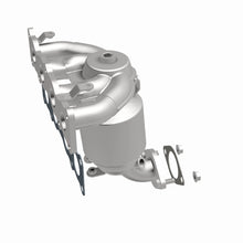 Load image into Gallery viewer, MagnaFlow 16-20 Kia Sorento LX L4 2.4L OEM Grade Direct-Fit Catalytic Converter
