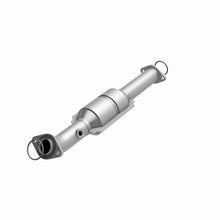 Load image into Gallery viewer, MagnaFlow Conv DF 05-09 Toyota Tacoma 4.0L P/S Rear
