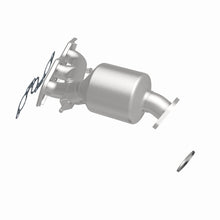 Load image into Gallery viewer, Magnaflow 12-15 Venza 3.5 Manifold Direct Fit Converter
