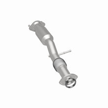 Load image into Gallery viewer, Magnaflow 17-19 Toyota Highlander 3.5L Direct Fit Converter
