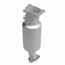 Load image into Gallery viewer, MagnaFlow California Grade CARB Compliant Converter Direct-Fit 05-09 Audi A4 / A4 Quattro
