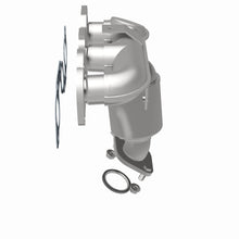 Load image into Gallery viewer, Magnaflow 01-03 Toyota Sienna 3.0L Direct Fit Converter
