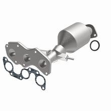 Load image into Gallery viewer, Magnaflow 12-15 Venza 3.5 Manifold Direct Fit Converter
