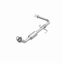 Load image into Gallery viewer, MagnaFlow Conv Direct Fit OEM 2003-2004 Toyota Tundra Underbody - 47.125in Length

