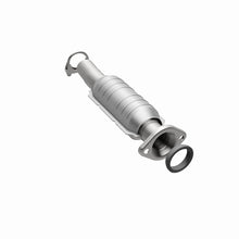 Load image into Gallery viewer, Magnaflow Conv DF 04-06 Toyota Sienna 3.3L AWD Rear
