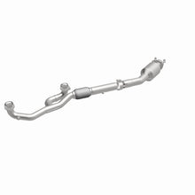 Load image into Gallery viewer, MagnaFlow 18-20 Honda Odyssey V6 3.5L OEM Underbody Single Grade Direct-Fit Catalytic Converter
