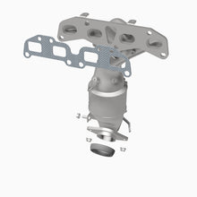 Load image into Gallery viewer, MagnaFlow 02-06 Nisssan Altima/Sentra V4 2.5L Manifold Direct Fit Catalytic Converter

