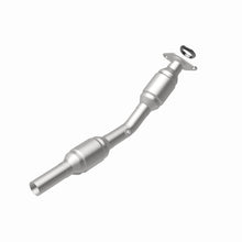 Load image into Gallery viewer, MagnaFlow Conv DF 03-04 Vibe/Matrix/Corol OEM
