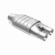 Load image into Gallery viewer, MagnaFlow Conv Universal 2.5 inch/2 inch S/D PC2 Rear
