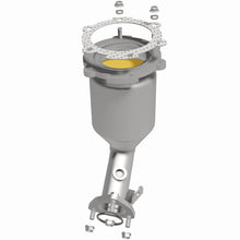 Load image into Gallery viewer, Magnaflow 2004 Nissan Quest CARB Compliant Direct Fit Cat Converter
