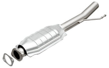 Load image into Gallery viewer, Magnaflow Conv DF 2005 Ford Escape 3.0L
