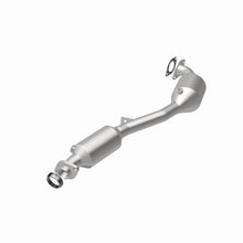 Load image into Gallery viewer, Magnaflow 2005 Saab 9-2X 2.5L Direct Fit Converter
