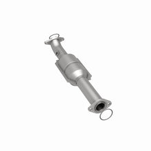 Load image into Gallery viewer, MagnaFlow Conv DF 05-09 Toyota Tacoma 4.0L P/S Rear
