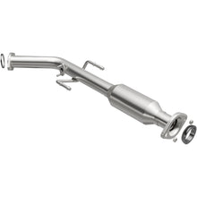 Load image into Gallery viewer, MagnaFlow Conv DF 01-03 Toyota Sienna 3.0L re
