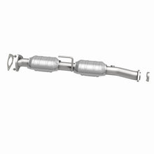 Load image into Gallery viewer, MagnaFlow Conv DF 98-00 Ford Ranger 4.0L/3.0L Rear / 98-00 Mazda B300 3.0L / B4000 4.0L Rear
