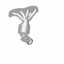 Load image into Gallery viewer, MagnaFlow Conv Direct Fit 09-14 Sentra 2.0L Manifold
