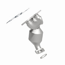 Load image into Gallery viewer, Magnaflow 07-10 Toyota Sienna 3.5L Direct Fit Converter
