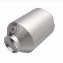 Load image into Gallery viewer, Magnaflow 2.25in. 1/O2 CC Spun OEM Universal Converter
