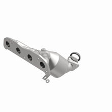 Load image into Gallery viewer, MagnaFlow Conv Direct Fit 09-14 Sentra 2.0L Manifold
